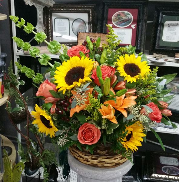 Busy Bees FLorist  Crafts and more LLC