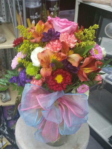 Busy Bees FLorist  Crafts and more LLC