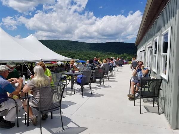 Broad Mountain Vineyard