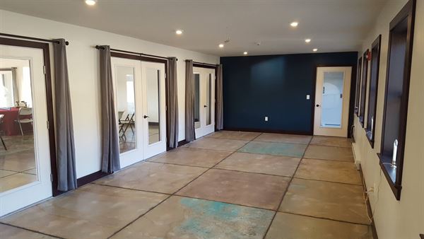 Broad Mountain Vineyard