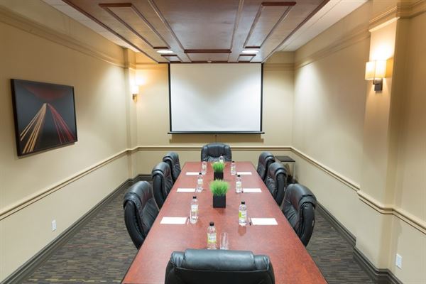 Radisson Hotel & Suites Fort McMurray