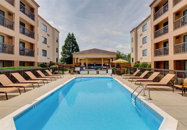 Courtyard Durham Near Duke University/Downtown