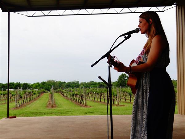 Canadian River Vineyards & Winery