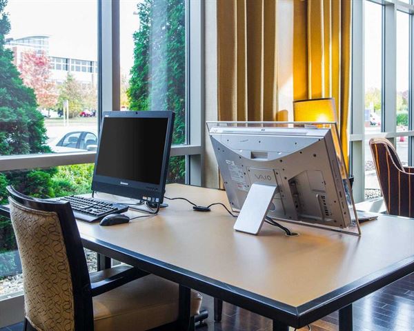 Cambria hotel & suites Madison