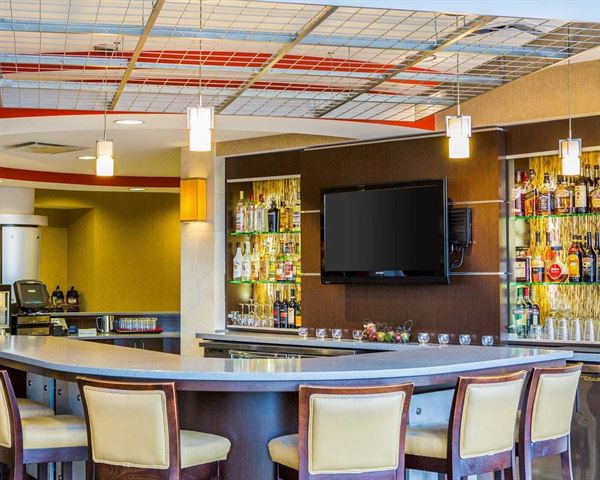 Cambria hotel & suites Madison