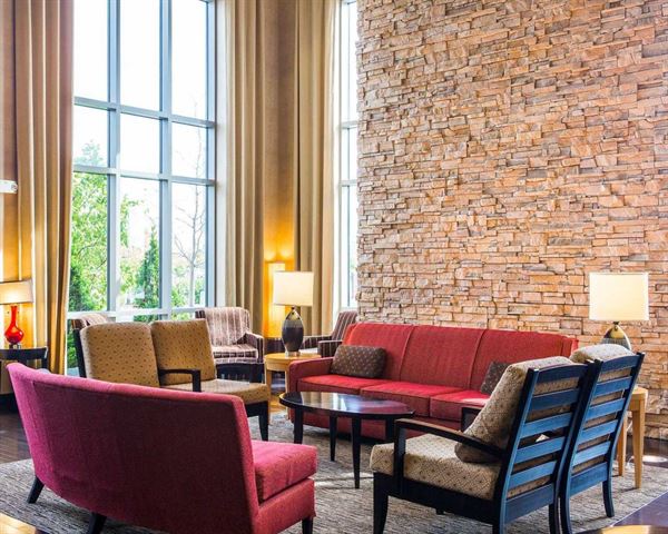 Cambria hotel & suites Madison