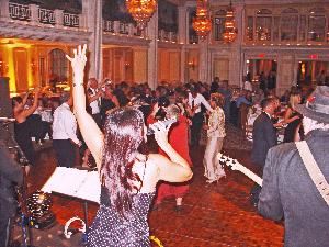 Oracle Band - Live Variety Dance Music for weddings & private / corporate events