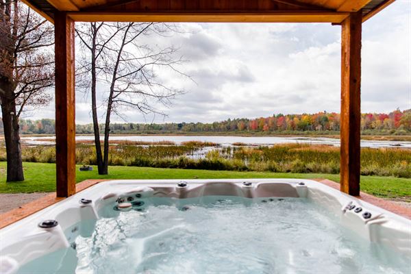 Meemo's Farm and Retreat