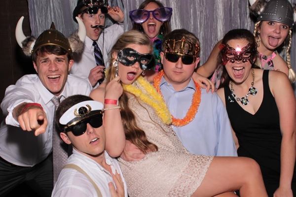 Dixieland Photo & Photo Booth Rental