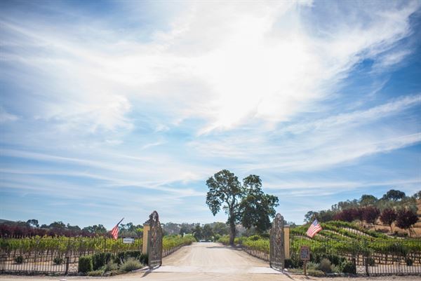 Sculpterra Winery & Sculpture Garden