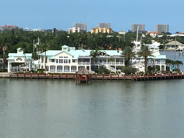MARCO ISLAND YACHT CLUB