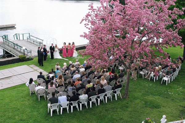 The Glen House Resort