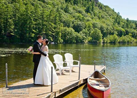 Bear Mountain Inn & Wedding Barn