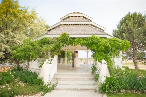 Wild Rose Manor Wedding & Event Center