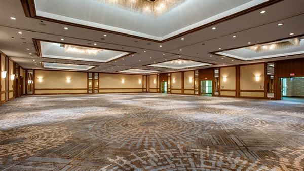 DoubleTree by Hilton Tulsa - Warren Place