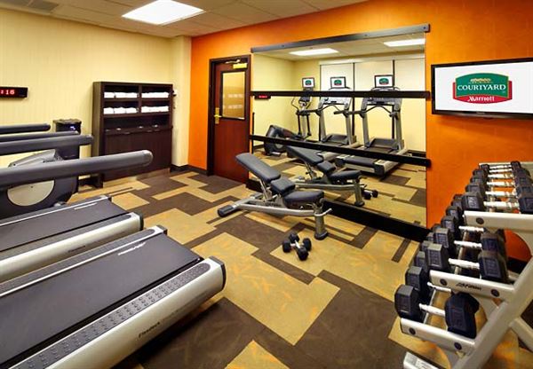 Courtyard Columbus Airport