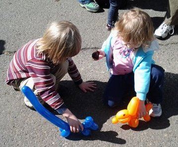 Eileen Newman, Balloon Twister