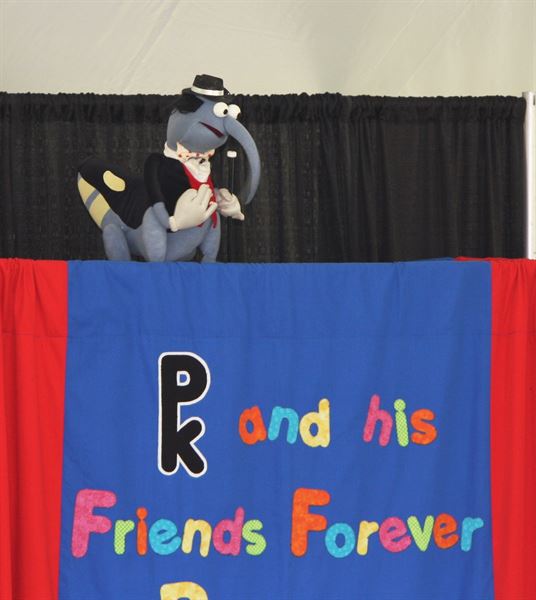 Friends Forever Puppets