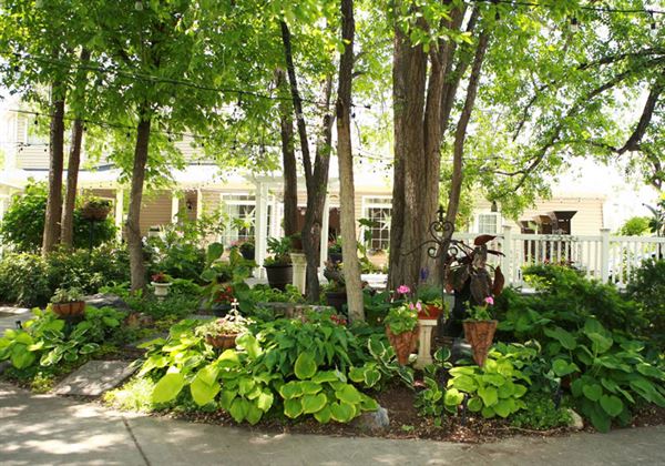 The Clarion Gardens Event Center