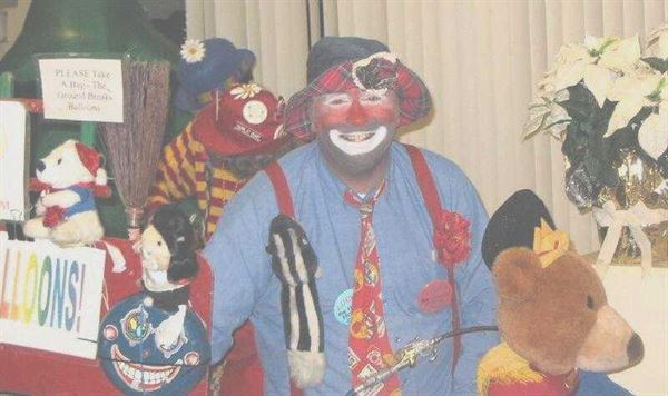 Lucky's Clowning and Balloon Twisting