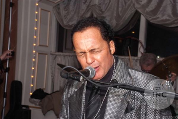 DYNAMIC ENTERTAINMENT