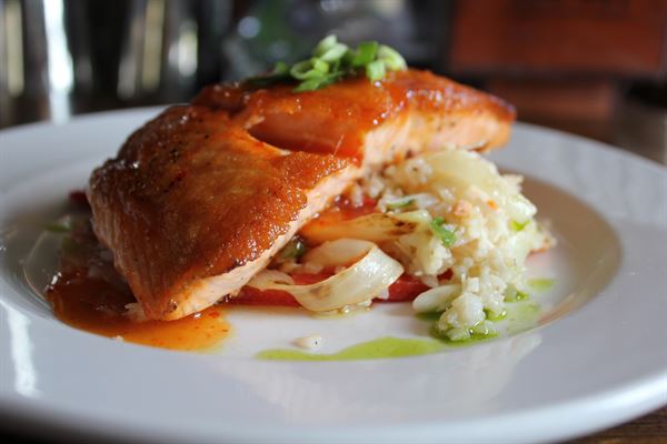 Captain Daniel Packer Inne