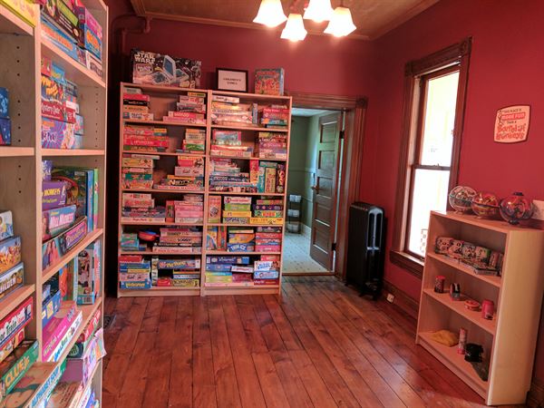 3&UP Board Game Lounge