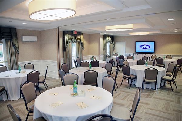 Hampton Inn & Suites Charlotte/South Park at Phillips Place