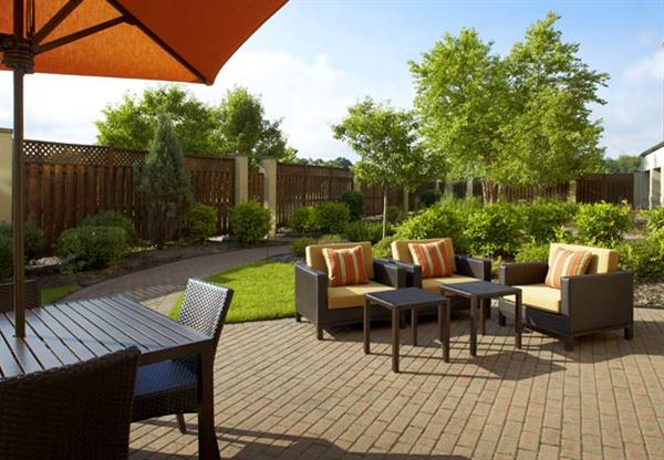 Courtyard Akron Stow