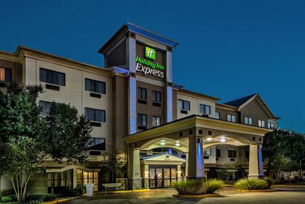 Holiday Inn Express & Suites Fort Worth Southwest (I-20)