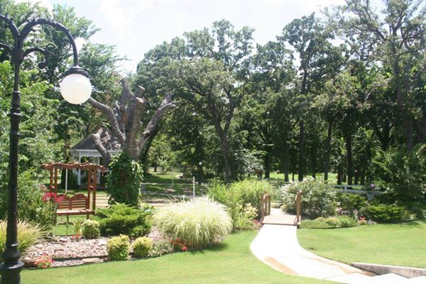 Lockheart Wedding Chapel & Event Center