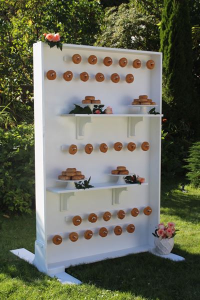 Over the moon Wedding & Event Rentals