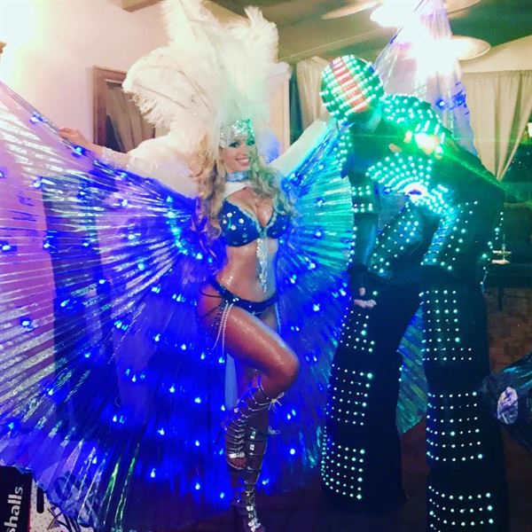 The PhotoBooth Bros PhotoBooths & DJ Services