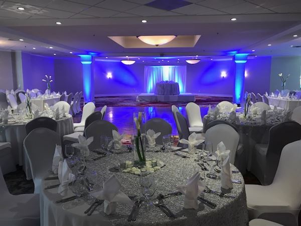 DoubleTree by Hilton Hotel Dallas Near the Galleria