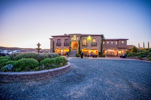 Gershon Bachus Vintners