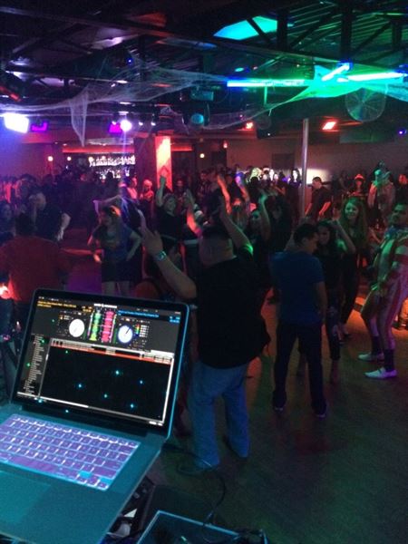 AMAZON Professional Mobile DJ Service