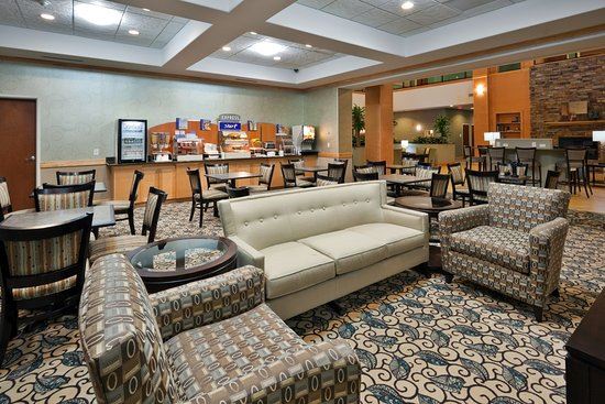 Holiday Inn Express & Suites Atlanta Southwest-Fairburn
