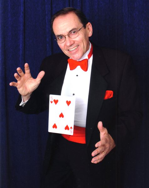 Bill Gormont's World of Magic - Batavia