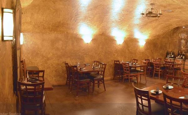 Tannins Restaurant And Wine Bar