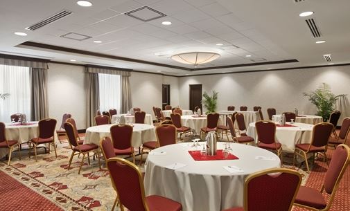 Hampton Inn by Hilton Toronto Airport Corporate Centre