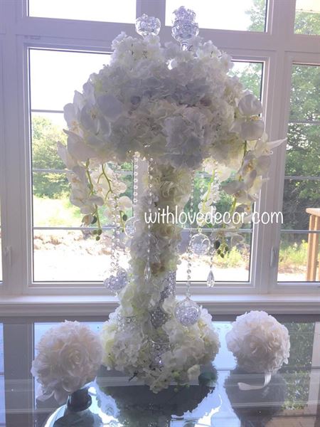 With Love Decor & Flowers