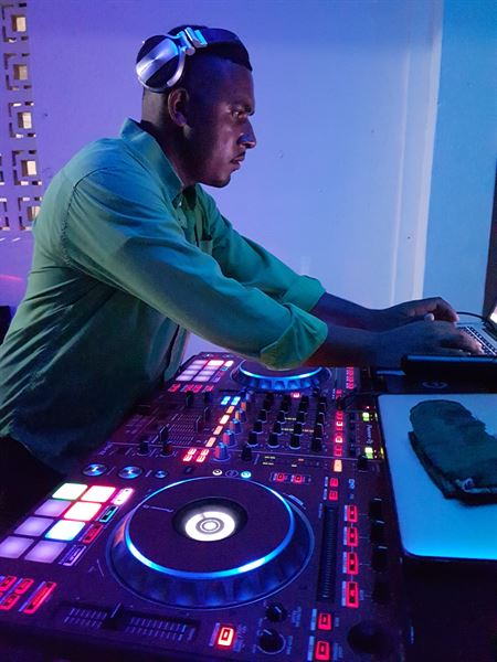 DJ Karizma Entertainment