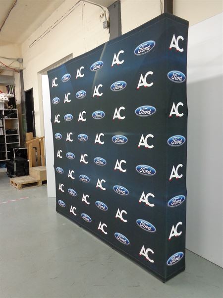 Beaumont & Co. Exhibits & Displays