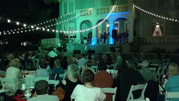 Kimberly Crest House & Gardens