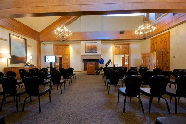 Hollytree Country Club