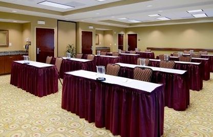 Hampton Inn & Suites Fredericksburg-at Celebrate Virginia