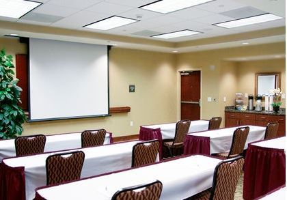 Hampton Inn & Suites Fredericksburg-at Celebrate Virginia