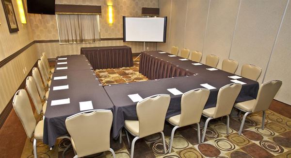 Best Western PREMIER Freeport Inn & Suites