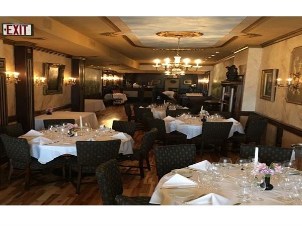 La Famiglia Ristorante