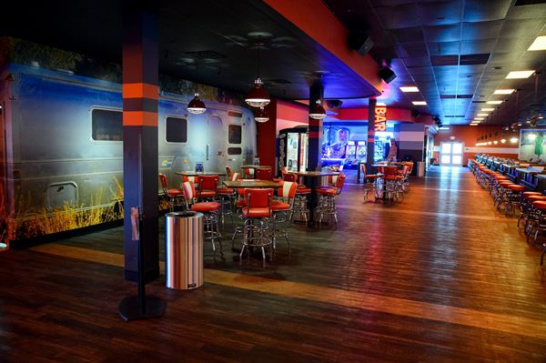 Bowlero Eden Prairie